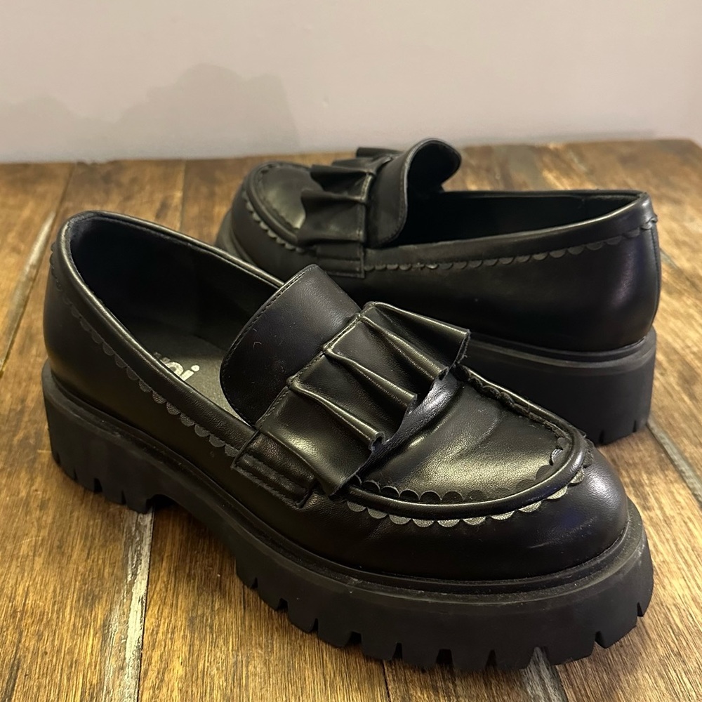 Chunky black loafers - size 8